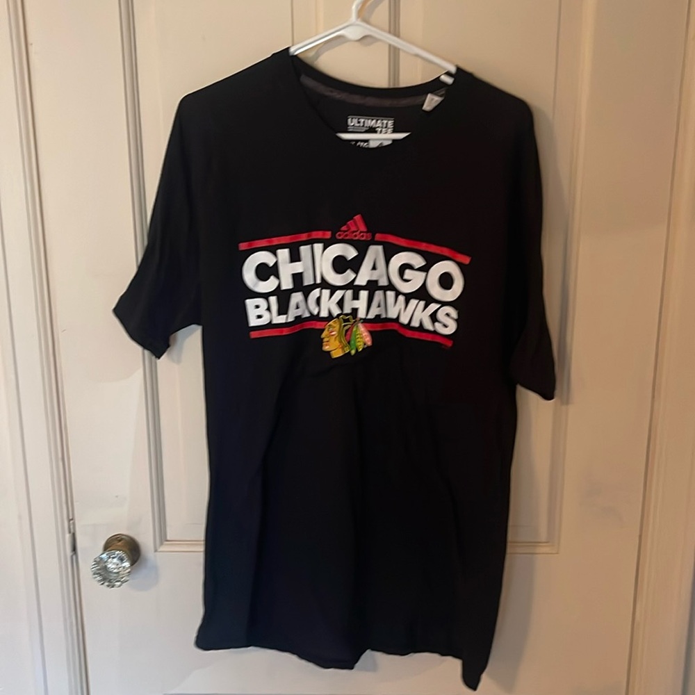 Adidas Chicago Blackhawks tshirt